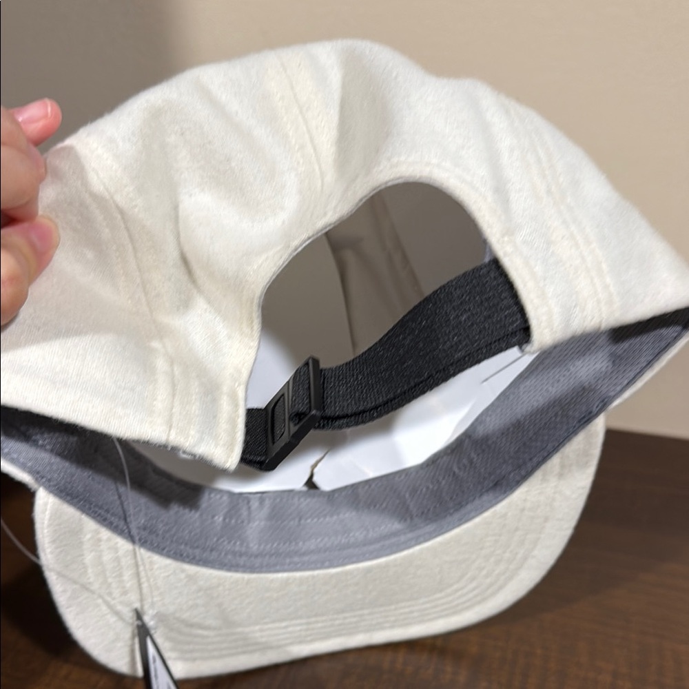 Arc’teryx Wool Calidum 5 Panel Hat - Picture 4 of 5